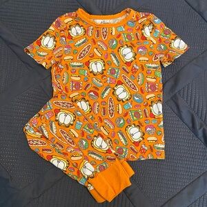 WeiWei Garfield Bamboo Pajama Set